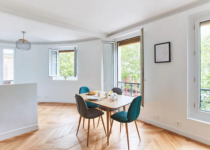 1Br Apartment By Montmartre & Saint-Ouen * Paris